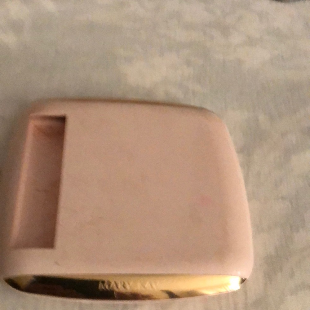 Vintage Mary Kay  refillable custom compact